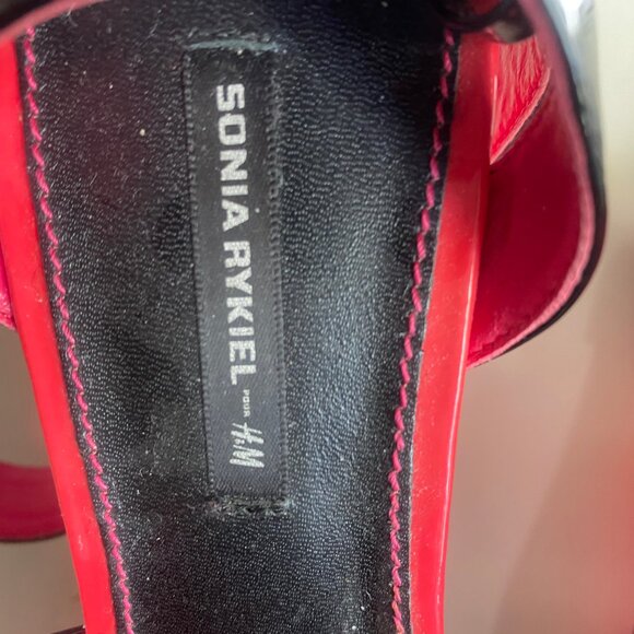 Outrageous Sonya Rykiel for H & M; patent wedgies - Picture 7 of 8